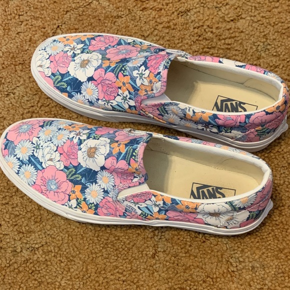Vans Colorful Floral Slip-On Shoes - Picture 2 of 5